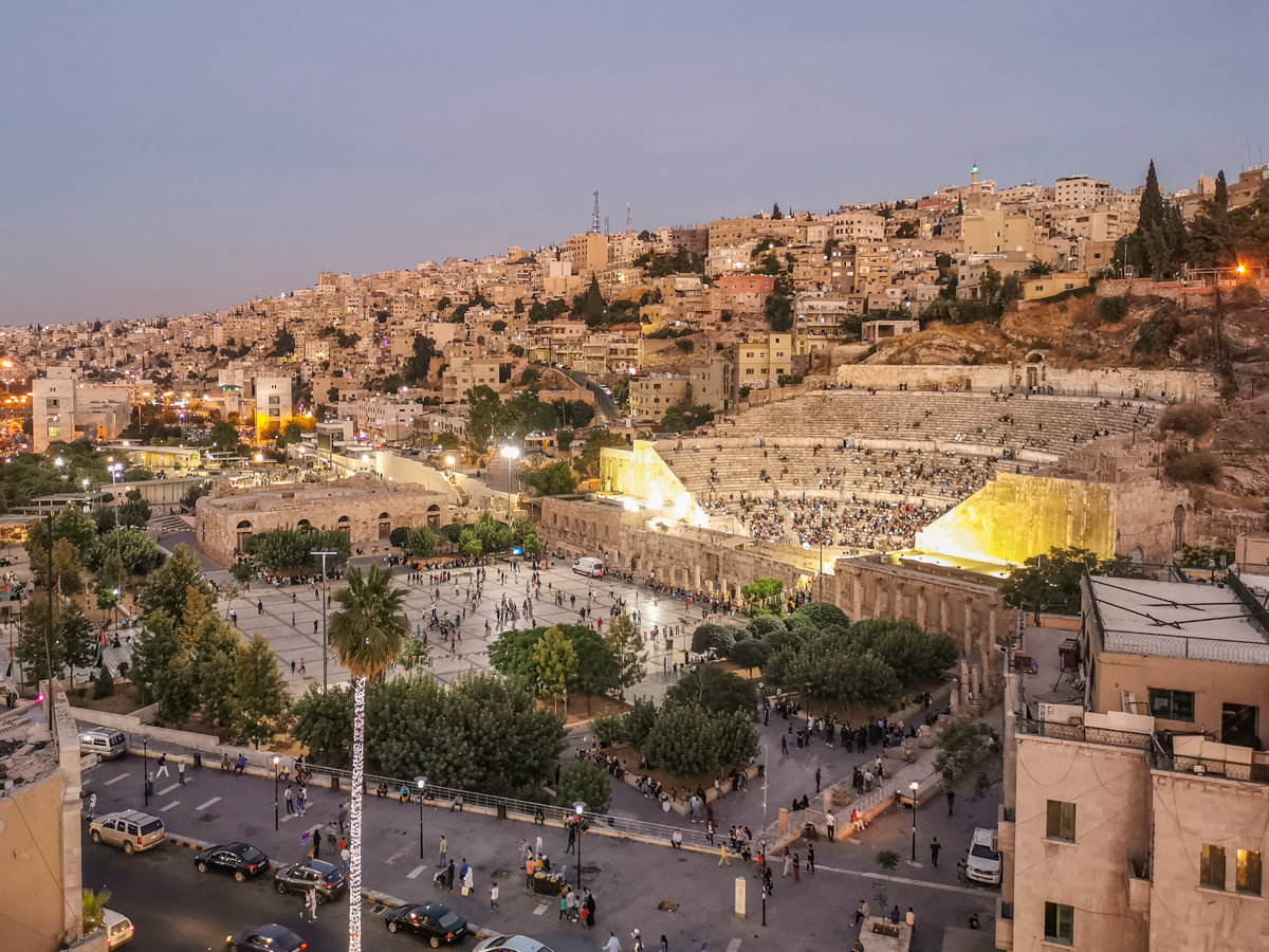 where to stay in amman